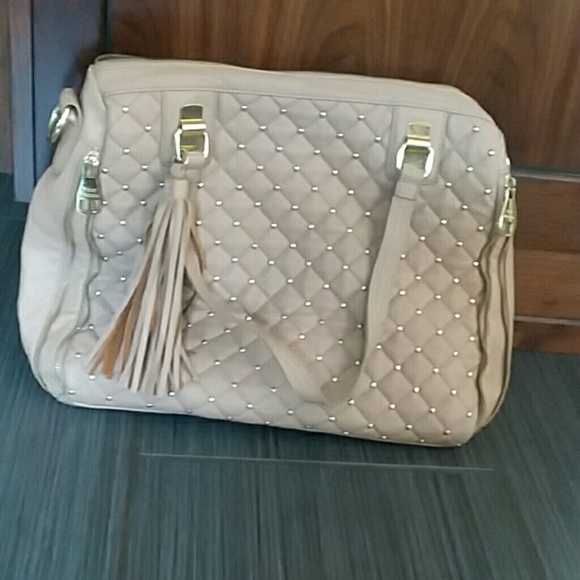 Steve Madden Handbags - Steve Madden bag !!